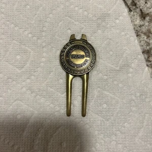 Morgan Stanley Funds Dean Witter Divot Golf Tool - Picture 1 of 3