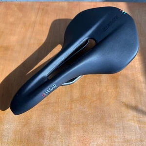 Selle Repente Quasar 145mm Bicycle Racing Saddle - 178.9 g - Picture 1 of 8