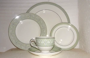 Wedgwood JULIET 5 Piece Place Setting Dinner Salad Bread Plate, Cup & Saucer - Picture 1 of 8