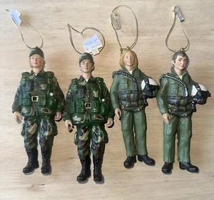 KSA Kurt Adler 2 Ejército Militar 2 SOLDADOS Fuerza Aérea Adornos de Navidad Lote 4 - Imagen 1 de 4