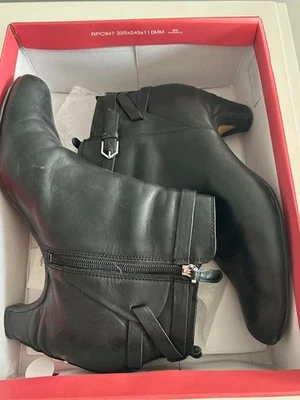Cobb Hill  Rockport Abilene-CH Black Womens Bootie Sz 11W with Box - Image 1 of 4