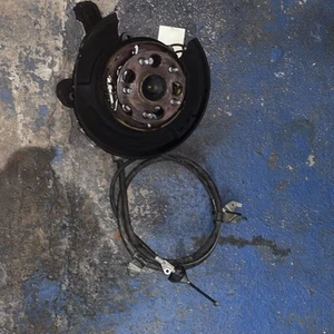 04-06 LEXUS RX330 3.3L FWD AT PASSENGER SIDE REAR SPINDLE KNUCKLE - Picture 1 of 7
