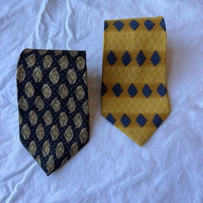 Lote de 2 corbatas de seda 100 % importadas clásicas americanas GUESS vintage para hombre Foto 1 de 4
