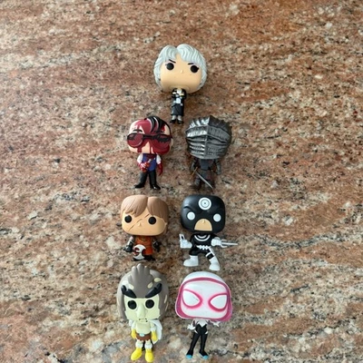 Lote de 7 Figuras Funko Pop Marvel, Juego de Tronos, The Witcher, Golden Girls Foto 1 de 4