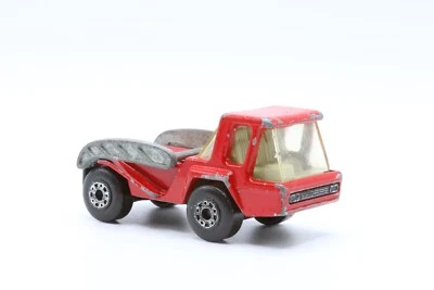 Caja de fósforos vintage 1976 sin contenedor de saltos superrápido No. Camión de salto 37 rojo fundido a presión 1:64 Foto 1 de 4