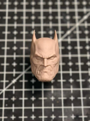 Juguetes modelo esculpido cabeza de Batman Bruce Wayne del desierto 1/12 1/6 1/4 sin pintar Foto 1 de 4