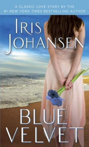 Blue Velvet: A Classic Love Story by Johansen, Iris Foto 1 de 1