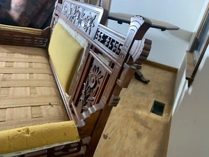 ANTIQUE ORIENTAL SOFA BENCH VERY UNIQUE, EXTENSIVELY REFURBISHED, GREAT COND. - Picture 1 of 7