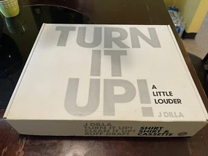 Jay Dilla x Stones Throw - Turn It Up! Box Set Cassette/Shirt/Photo - Large - Picture 1 of 4