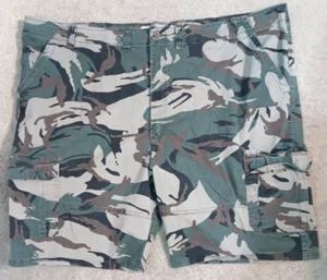 Wrangler Authentics grün braun Camouflage Herren Cargo Shorts Größe 54 - Bild 1 von 8