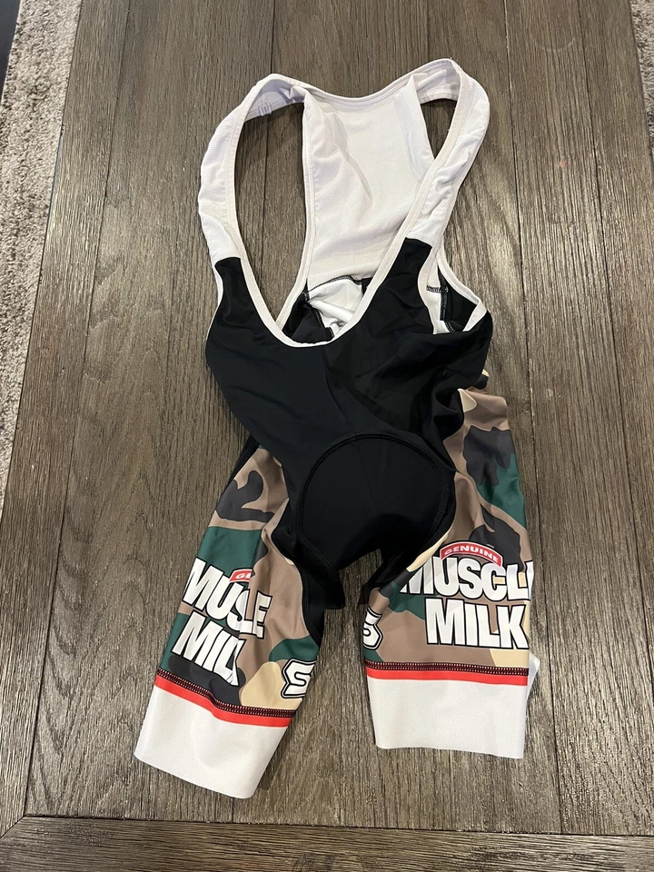 Мужские велосипедные шорты-комбинезон Muscle Milk Black Aero с подкладкой средние - Изображение 1 из 1