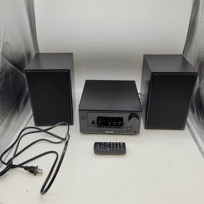 Panasonic SA-PM700 Compact Stereo CD Radio Bluetooth USB -NOT WORKING-  - Image 1 of 4