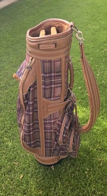 Carro de golf vintage Daiwa Coach Collection bolsa a cuadros con adornos de cuero  Foto 1 de 4
