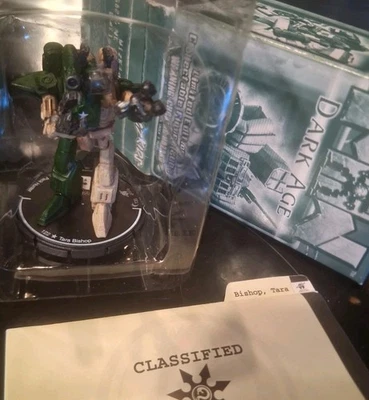 Mech Warrior Dark Age 135 Tara Bishop 限量版分类文件档案 — 第 1/3 张图片