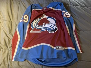 Colorado Avalanche Nathan MacKinnon Fanatics Breakaway XL Jersey - Picture 1 of 3