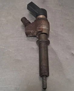 Einspritzdüse Citroen Peugeot 307 2.0 8V HDi 9636819380 - Bild 1 von 2