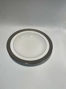 Waterford KELLS PLATINUM SOUP  plate  9"  *NEW* with label on the back - Picture 1 of 1