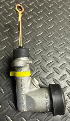 Cilindro maestro embrague Lucas Girling - 30-1233 / 74661049 - para Jeep 1983 - 1986 Foto 1 de 4