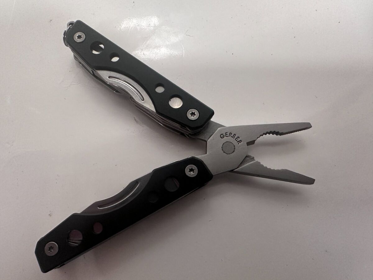 Gerber Aluminum Handle Collectible Modern Factory Gerber Aluminum Handle Collectible Modern Factory