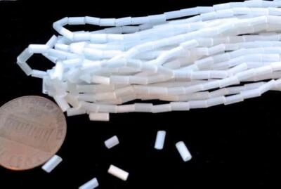 Cuentas de corneta de vidrio blanco iridiscente Matsuno Hank de 1,5 x 4 mm 1440 Foto 1 de 2