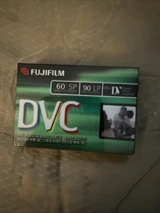 Cinta de casete de video digital Fujifilm DVC Mini DV 60 min SP / 90 min LP - Imagen 1 de 3