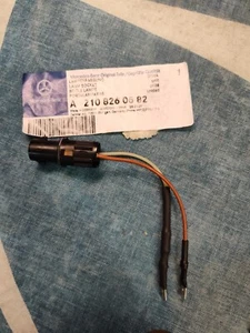 Genuine Mercedes w208 w210 Parking Lamp Repair Harness  E320 E55 CLK320 NOS  - Picture 1 of 2