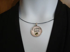 Queen Bee Pink and Black Glass Cabachon Pendant on 18" Black Cable Necklace - Picture 1 of 9