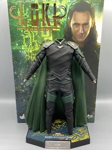 Hot Toys Ragnarok Loki MMS472 Clothes Body With Cape Only