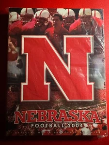 2004 NEBRASKA CORNHUSKERS COLLEGE FOOTBALL MEDIA GUIDE - Picture 1 of 1