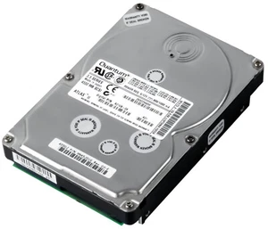 Hard Drive Quantum RZ1CB-CA 4.5GB SCSI 80-PIN 3.5'' HN45J477 - Picture 1 of 3