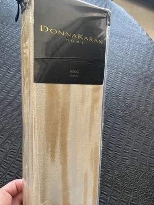 Donna Karan Home Elegant Gold King Pillow Sham 20 x 36 — 第 1/3 张图片