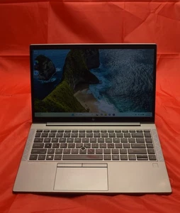 HP ZBook Firefly 14 G7 Intel Core i5-10210U 1,6 GHz 16 GB RAM 256 GB SSD - Foto 1 di 12