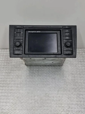 Audi A6 S6 C5 4B 2003 Radio CD GPS player head unit 4B0035192M TDR22726 - Image 1 of 4