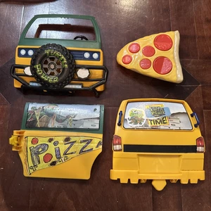 PARTS LOT DOORS to the Teenage Mutant Ninja Turtles Mutant Mayhem Pizza Fire Van - Picture 1 of 2