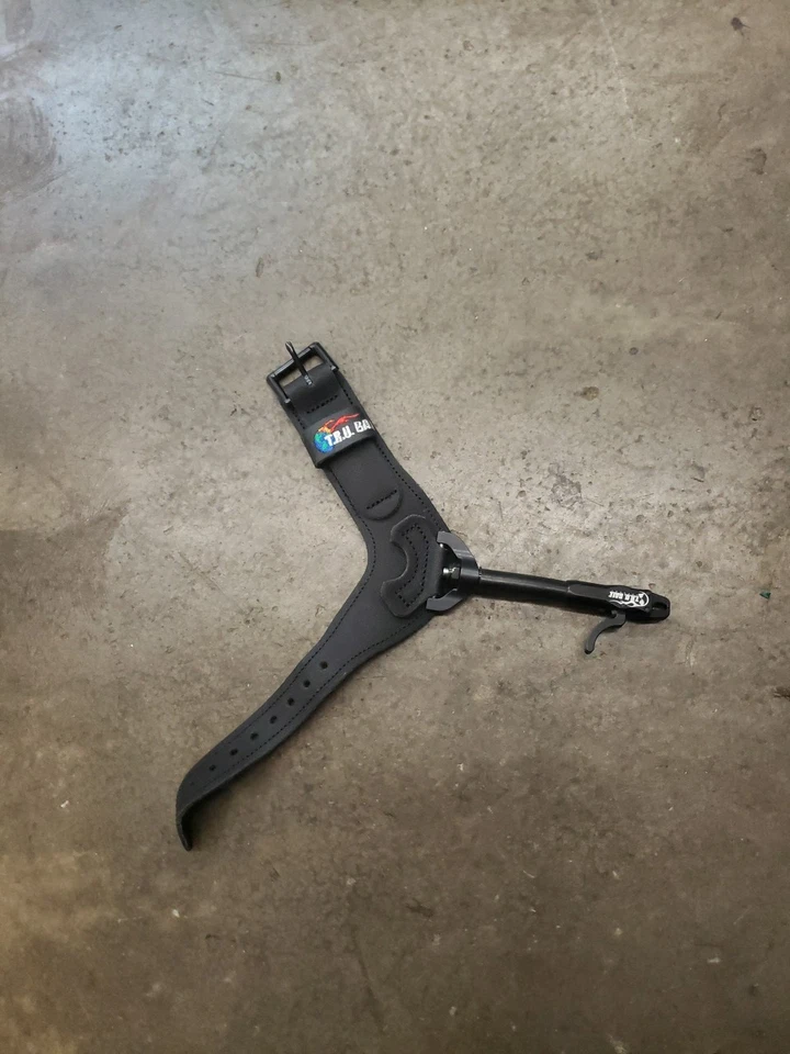 T.R.U. BALL Finger Trigger Release Bow Hunting and Archery - Image 1 of 3