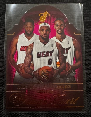 24-25 Panini Silhouette - LeBRON JAMES/WADE/BOSH Kings Court Bronce 31/49 Heat Foto 1 de 2