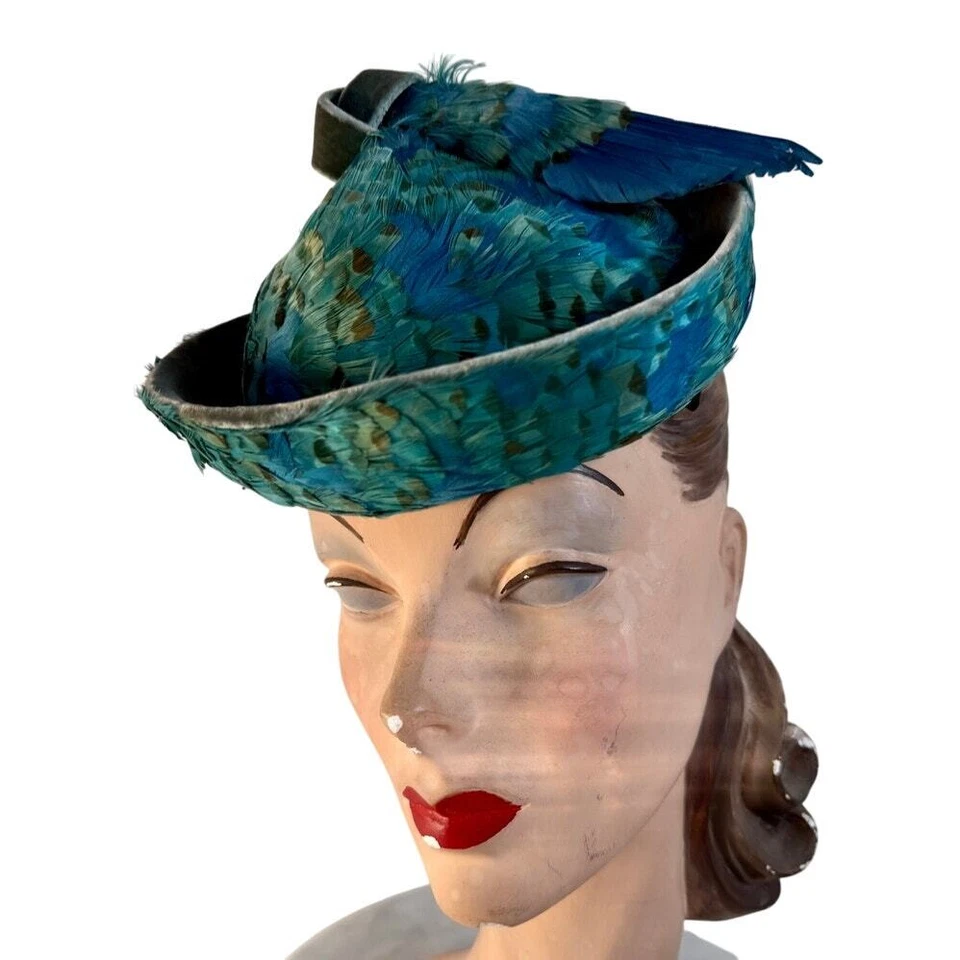 VTG 50s Jack McConnell Turquoise & Green Pheasant Feather Hat Gray Velvet Base - Image 1 of 4
