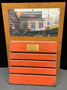 Boston Garden "Echtes Artefakt" Teilsitz -- Echtheit garantiert von NBG Corp. - Bild 1 von 6