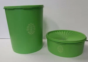 Vintage Tupperware Servalier Lime Apple Green Cannister Container - Set of 2 - Picture 1 of 6