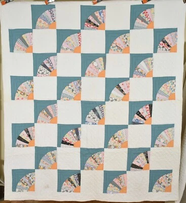Wonderful Vintage 30s "Grandmother's Fan" Antique Quilt, Green & Cheddar Accents - Image 1 of 4
