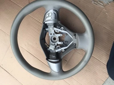 Volante 09 - 13 SUBARU FORESTER 2,5L fabricante de equipamento original - Imagem 1 de 4