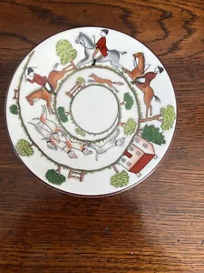 Coalport Hunting Scene Equestrian Fox Hunt Bone China Saucer 5 3/4" England - Picture 1 of 3