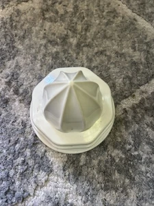 Cuisinart Little Pro Plus Food Processor Citrus Juicer Reamer - Picture 1 of 3