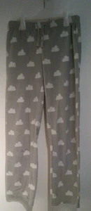 Graue Fleecehose mit weißen Wolkenmuster und Zugband im Bund Gr. S - Bild 1 von 1