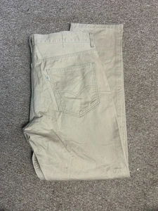 Levis Size 36 Beige Cream Chinos Classic Straight Fit W36 L32 Chino Trousers - Picture 1 of 8