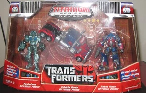 TRANSFORMERS TITANIUM SERIES DIE CAST OPTIMUS PRIME 3 PACK ** BRAND NEW 2007 * - Picture 1 of 2