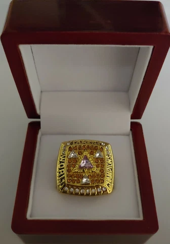Kobe Bryant - 2002 Los Angeles Lakers Championship Ring With Wooden Display Box Cover