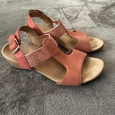 Женские замшевые сандалии Vionic Kaytie на танкетке пробковые туфли комфортная поддержка 7,5 - Изображение 1 из 4