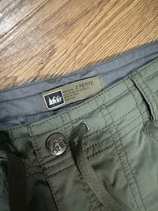 Pantalones cortavientos de senderismo REI para mujer talla 2P verde oliva - Imagen 1 de 7