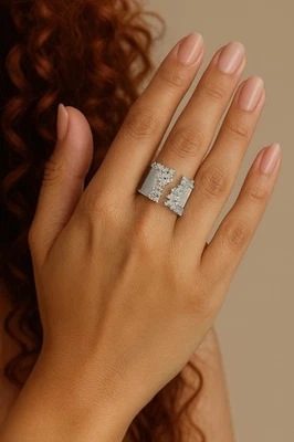 Anillo 9 Zara Plateado Puño Ancho Abierto Circonita Talla Boho Cristal Declaración De Colección Foto 1 de 4